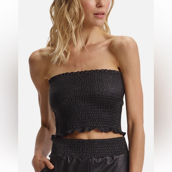 NWOT Commando Faux Leather Ribbed Tube Top Sleeveless Bandeau Size Medium/Large - Picture 1 of 8